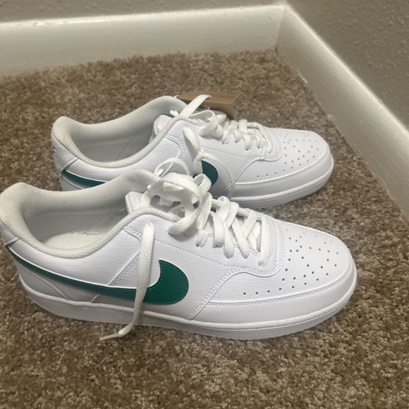 Shoes - Picture 2 of 2